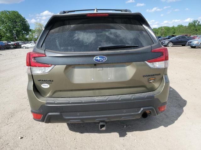  SUBARU FORESTER 2022 Зеленый