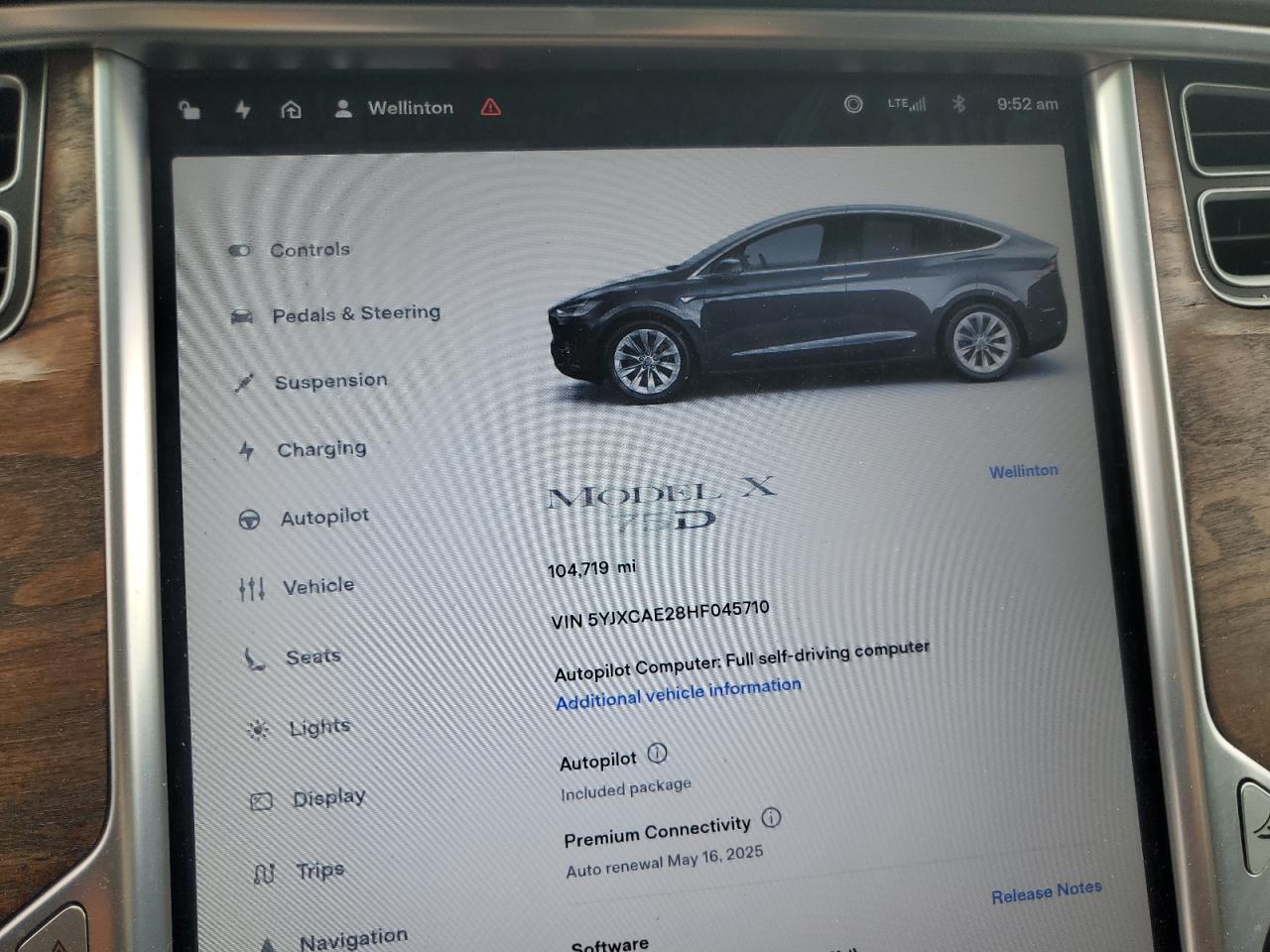 2017 Tesla Model X VIN: 5YJXCAE28HF045710 Lot: 55360105
