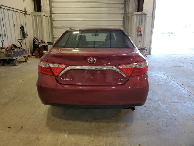  TOYOTA CAMRY 2017 Czerwony
