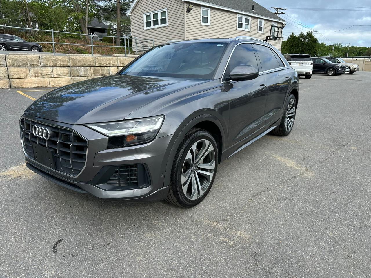 2019 Audi Q8 Premium Plus