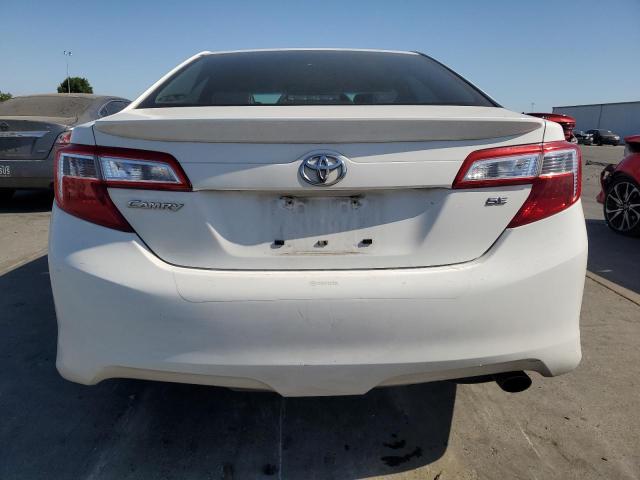Седаны TOYOTA CAMRY 2013 Белы