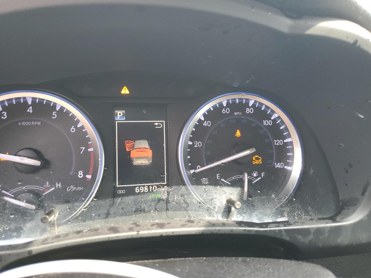 2018 Toyota Highlander Se VIN: 5TDKZRFH9JS544916 Lot: 58340405