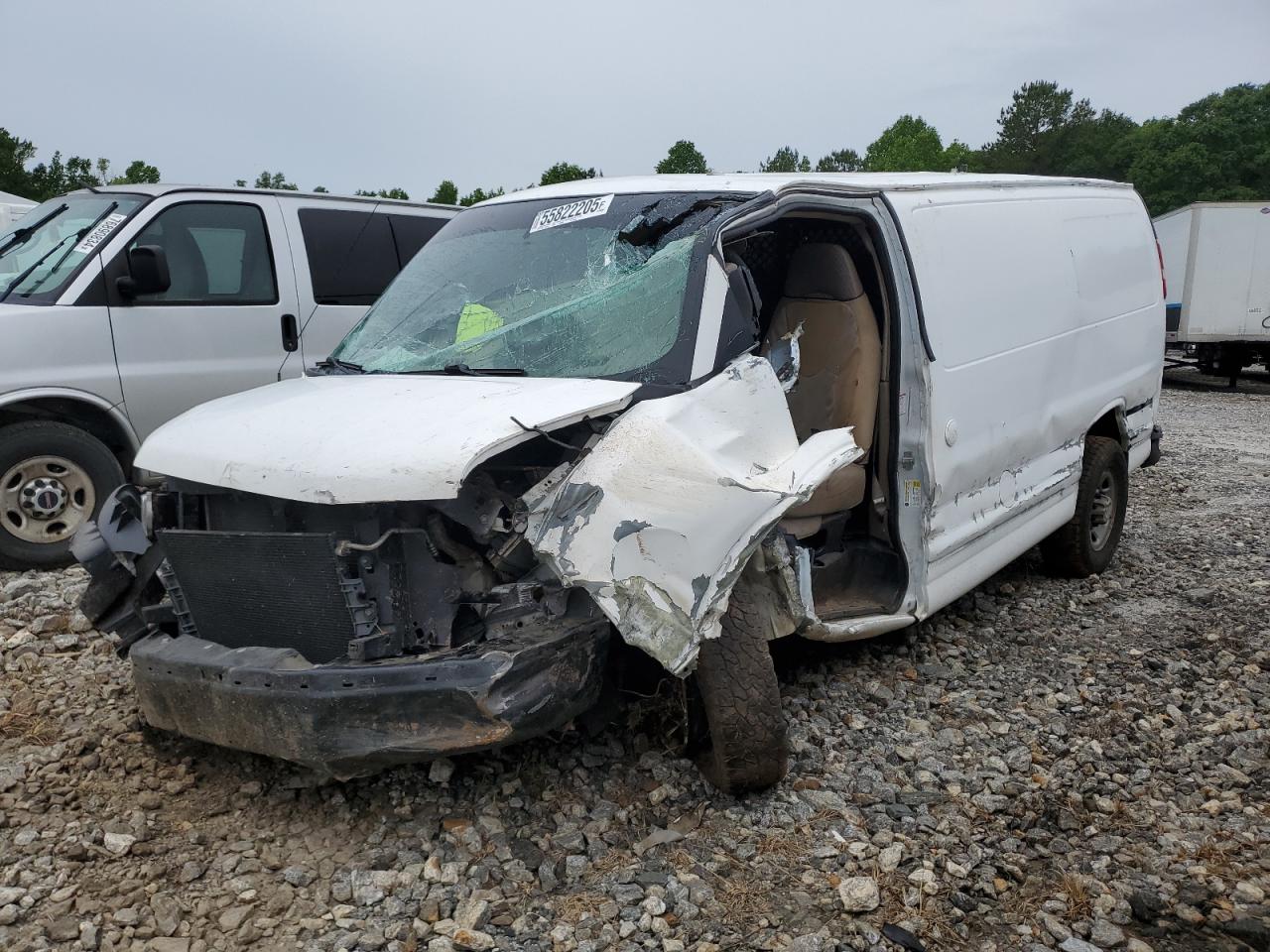 2007 Chevrolet Express G2500 for Sale in Spartanburg, SC - All Over
