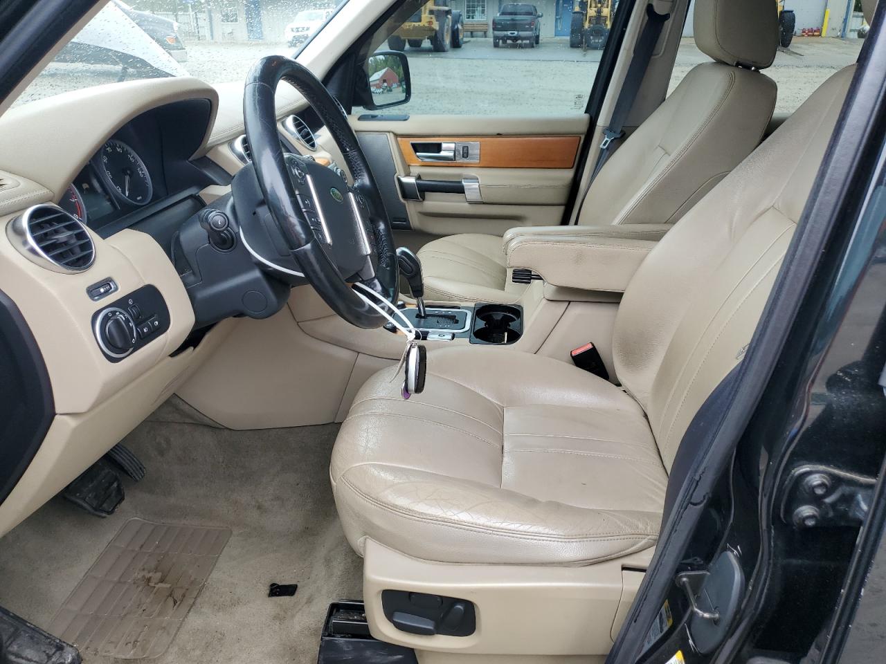 2010 Land Rover Lr4 Hse VIN: SALAG2D46AA523276 Lot: 57408295