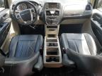 2016 Chrysler Town & Country Touring للبيع في Louisville، KY - Front End