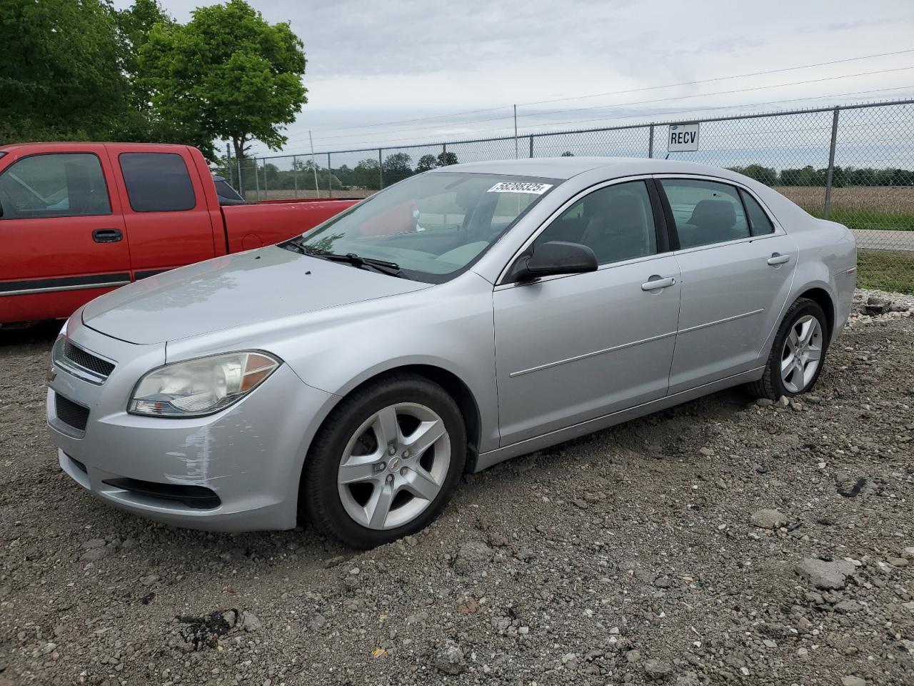 2010 Chevrolet Malibu Ls for Sale in Cicero, IN - Side