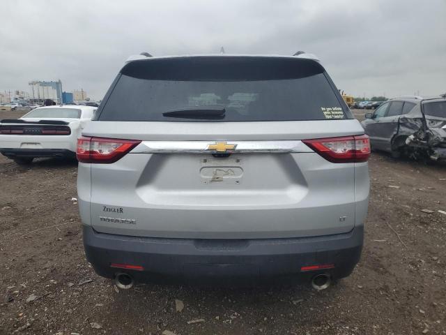  CHEVROLET TRAVERSE 2020 Серебристый
