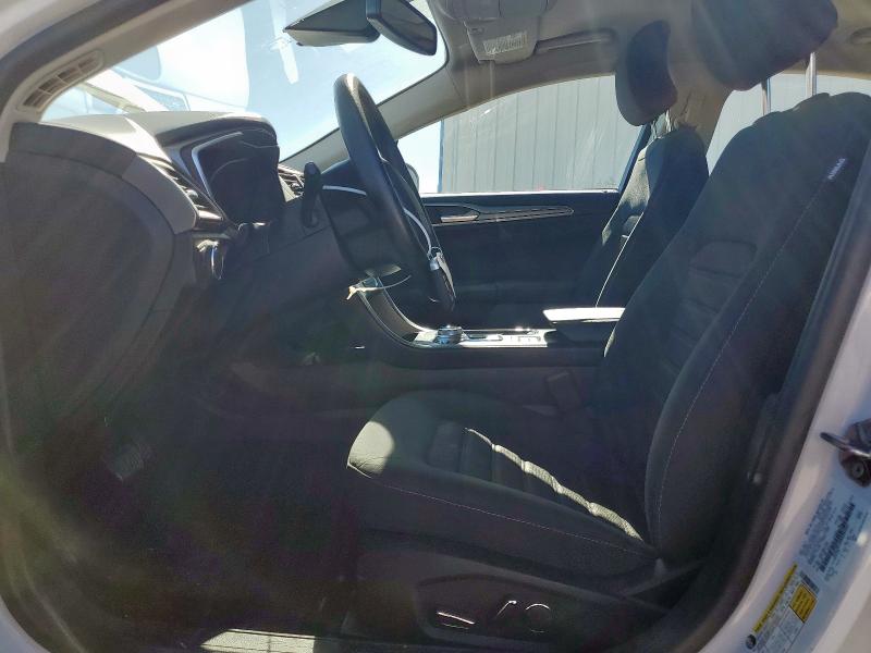  FORD FUSION 2019 Білий