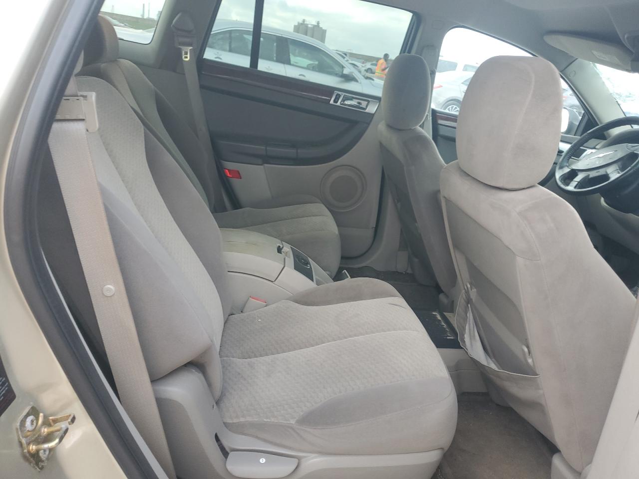 2005 Chrysler Pacifica Touring VIN: 2C8GM68485R447443 Lot: 56985885