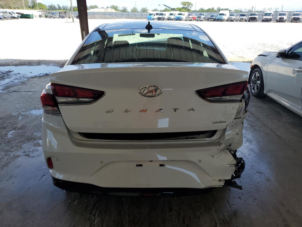 2018 Hyundai Sonata Sport VIN: 5NPE34AF5JH714878 Lot: 57112155