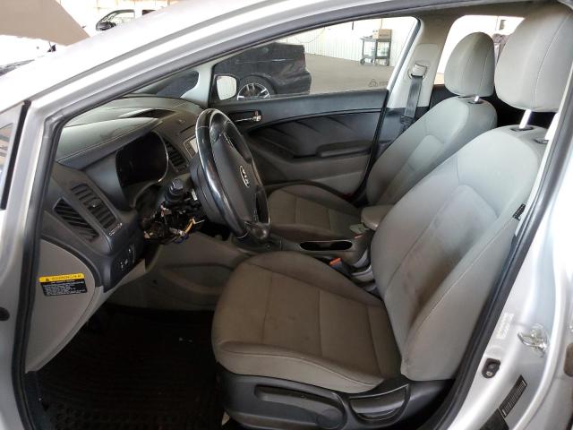 Sedans KIA FORTE 2015 Srebrny