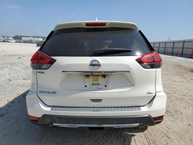  NISSAN ROGUE 2018 Белы