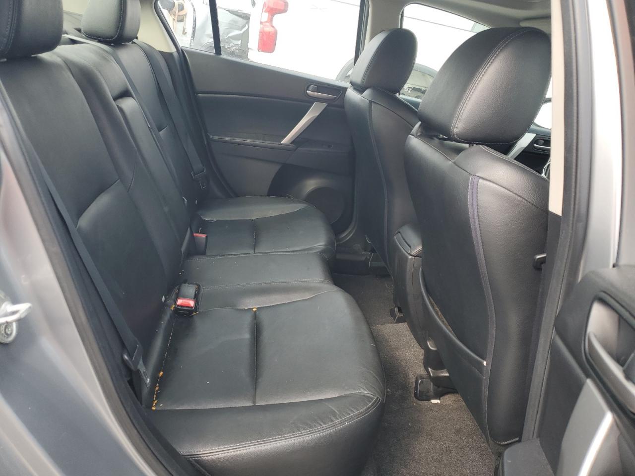 2011 Mazda 3 S VIN: JM1BL1W5XB1401576 Lot: 56746885