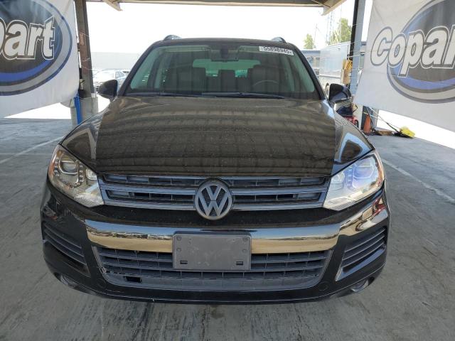  VOLKSWAGEN TOUAREG 2013 Черный