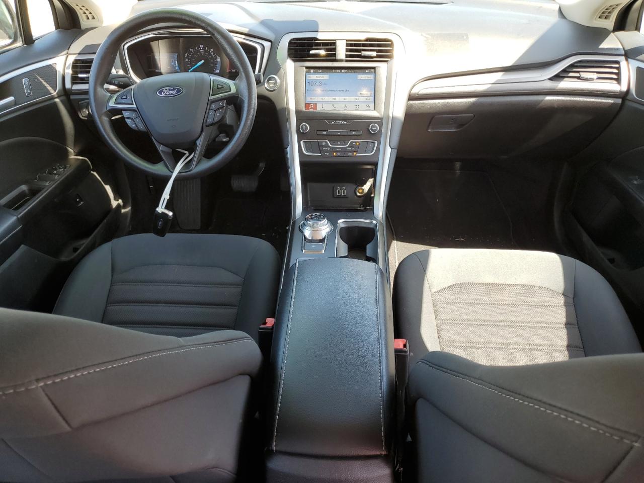 2019 Ford Fusion Se VIN: 3FA6P0LU1KR184054 Lot: 54025895