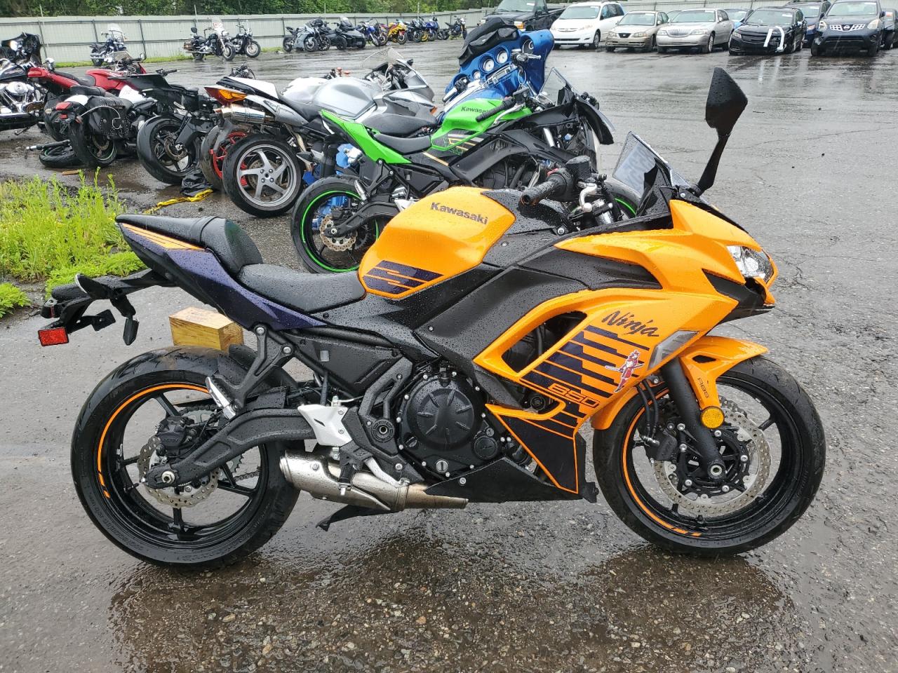 2025 Kawasaki Ex650 P for Sale in Pennsburg, PA - Side