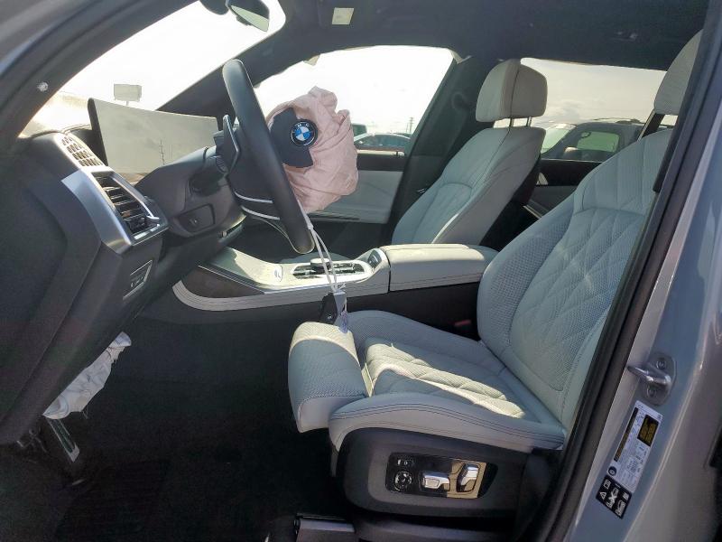  BMW X7 2024 Szary
