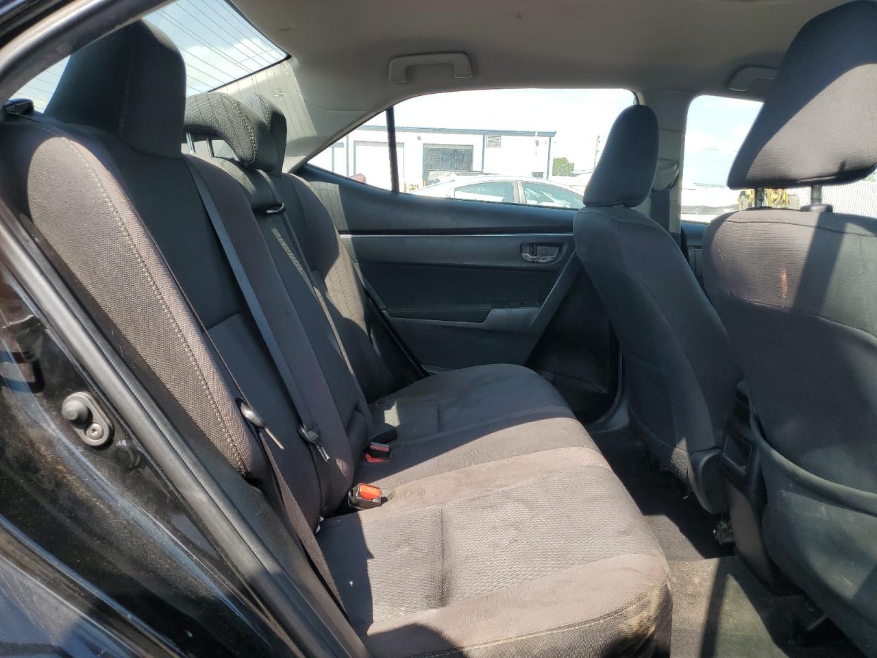 2019 Toyota Corolla L VIN: 2T1BURHEXKC167640 Lot: 57276495