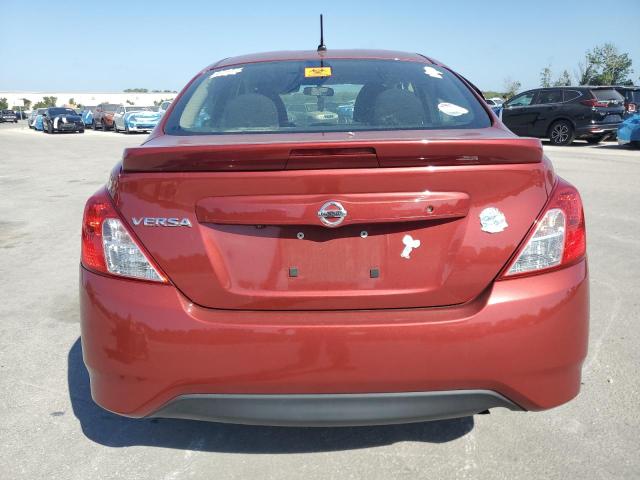  NISSAN VERSA 2019 Червоний