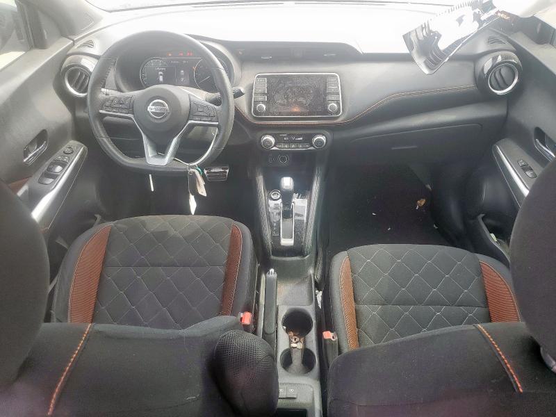  NISSAN KICKS 2018 Bordowy