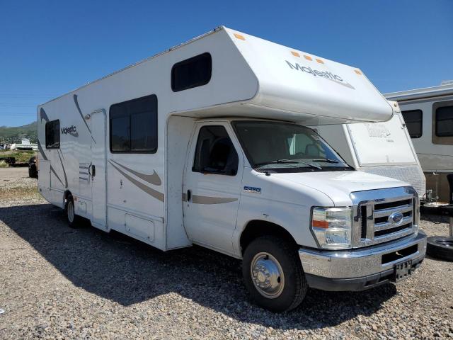 2012 Ford Econoline E450 Super Duty Cutaway Van