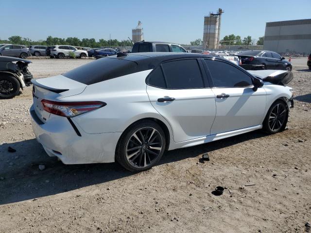  TOYOTA CAMRY 2019 Белый