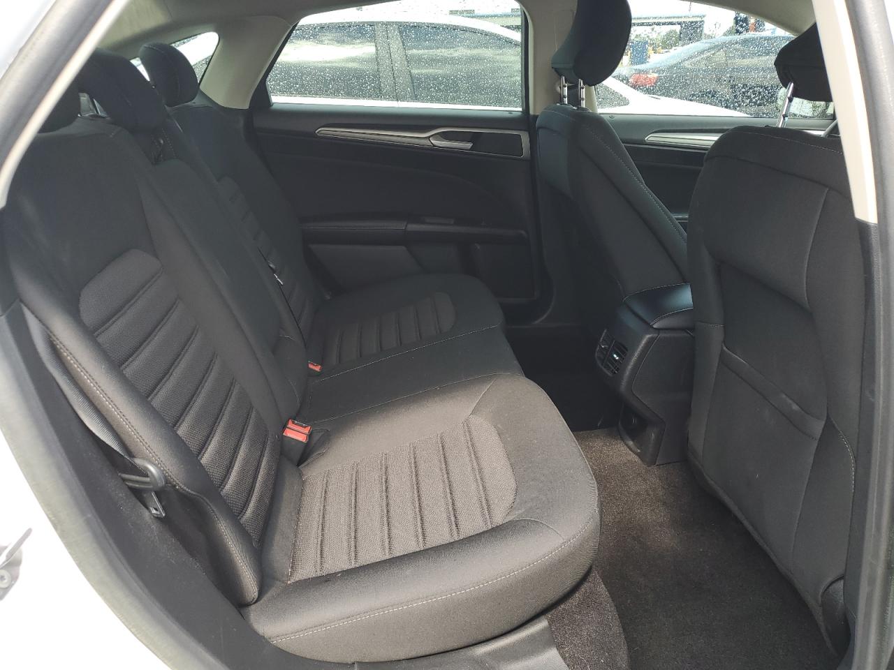 2019 Ford Fusion Se VIN: 3FA6P0LU6KR119300 Lot: 57157405