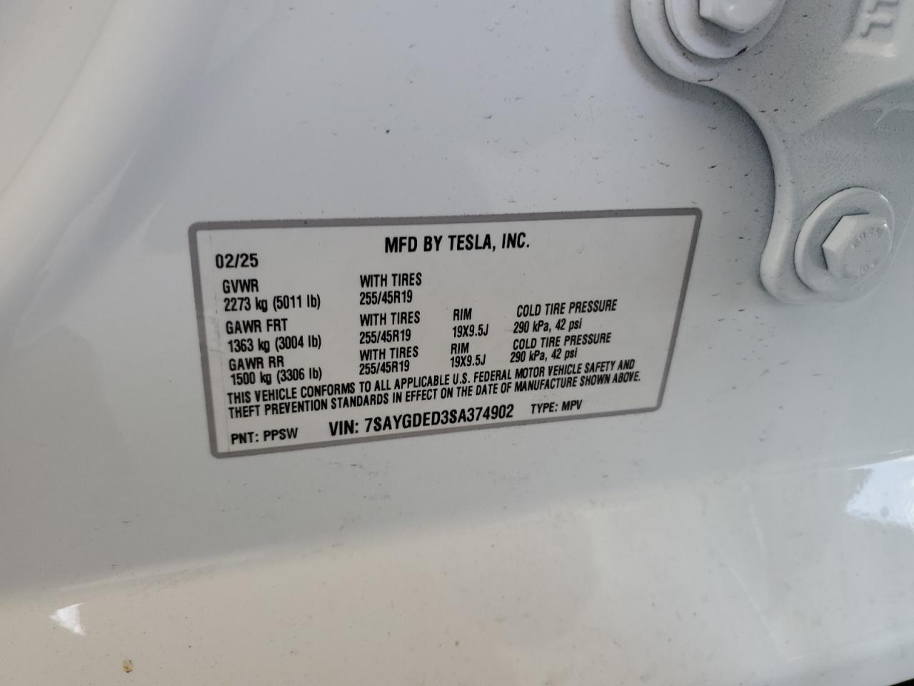 2025 Tesla Model Y VIN: 7SAYGDED3SA374902 Lot: 57387695