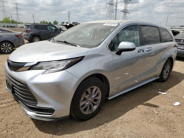 2021 Toyota Sienna Le
