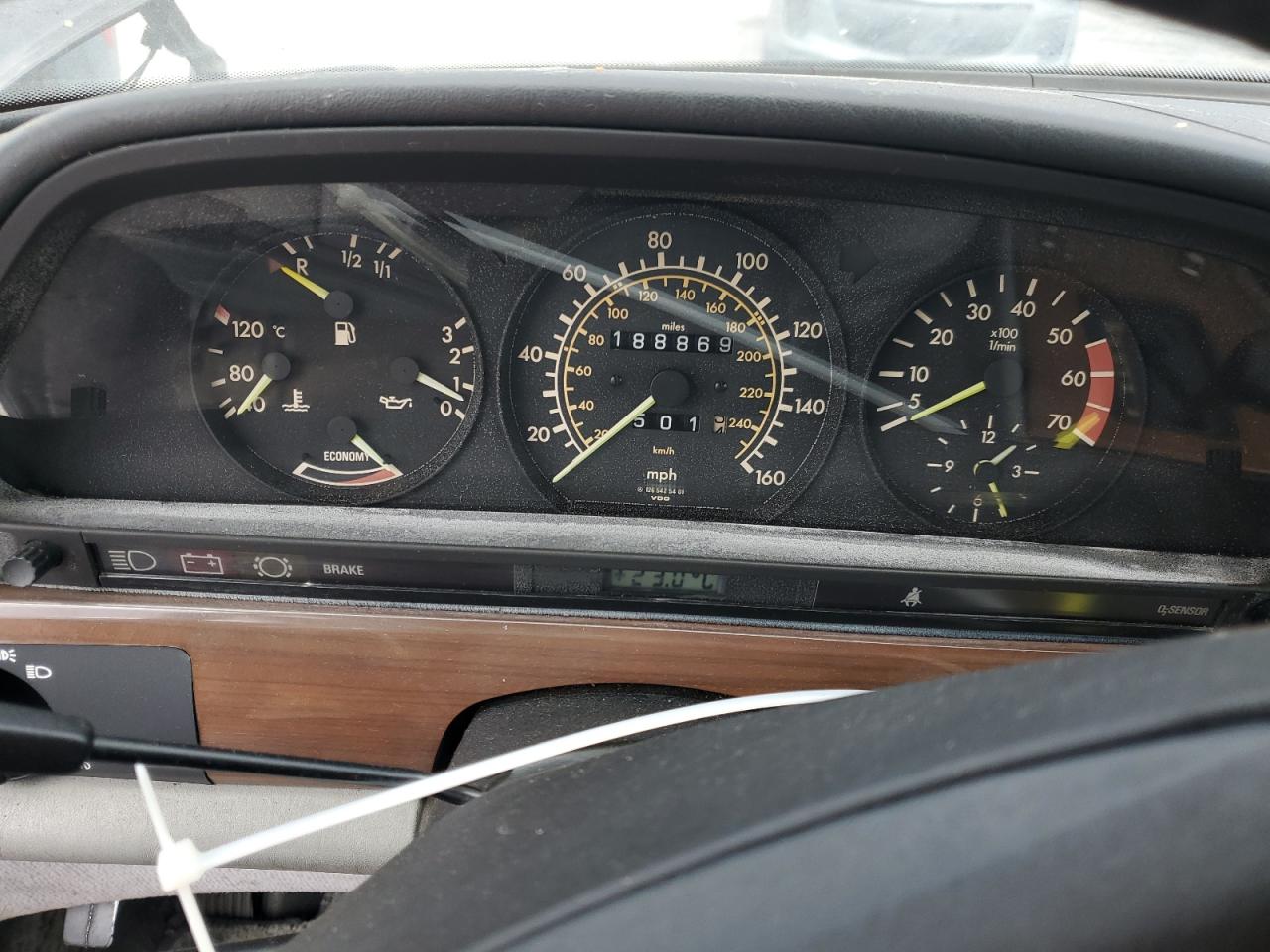 1984 Mercedes-Benz 380 Se VIN: WDBCA32A4EA086608 Lot: 56959315