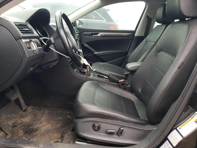  VOLKSWAGEN PASSAT 2017 Black