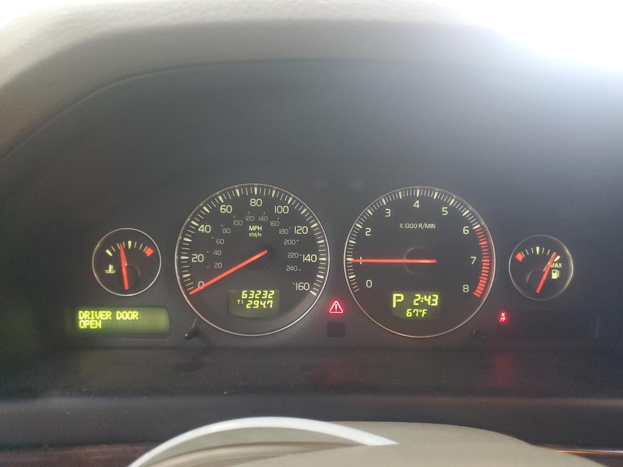 2004 Volvo S80 2.5T VIN: YV1TH59HX41363329 Lot: 56839365