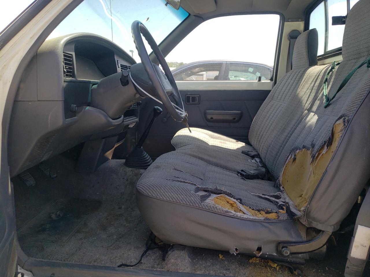 1993 Toyota Pickup 1/2 Ton Short Wheelbase Stb VIN: 4TARN81AXPZ052929 Lot: 57418895