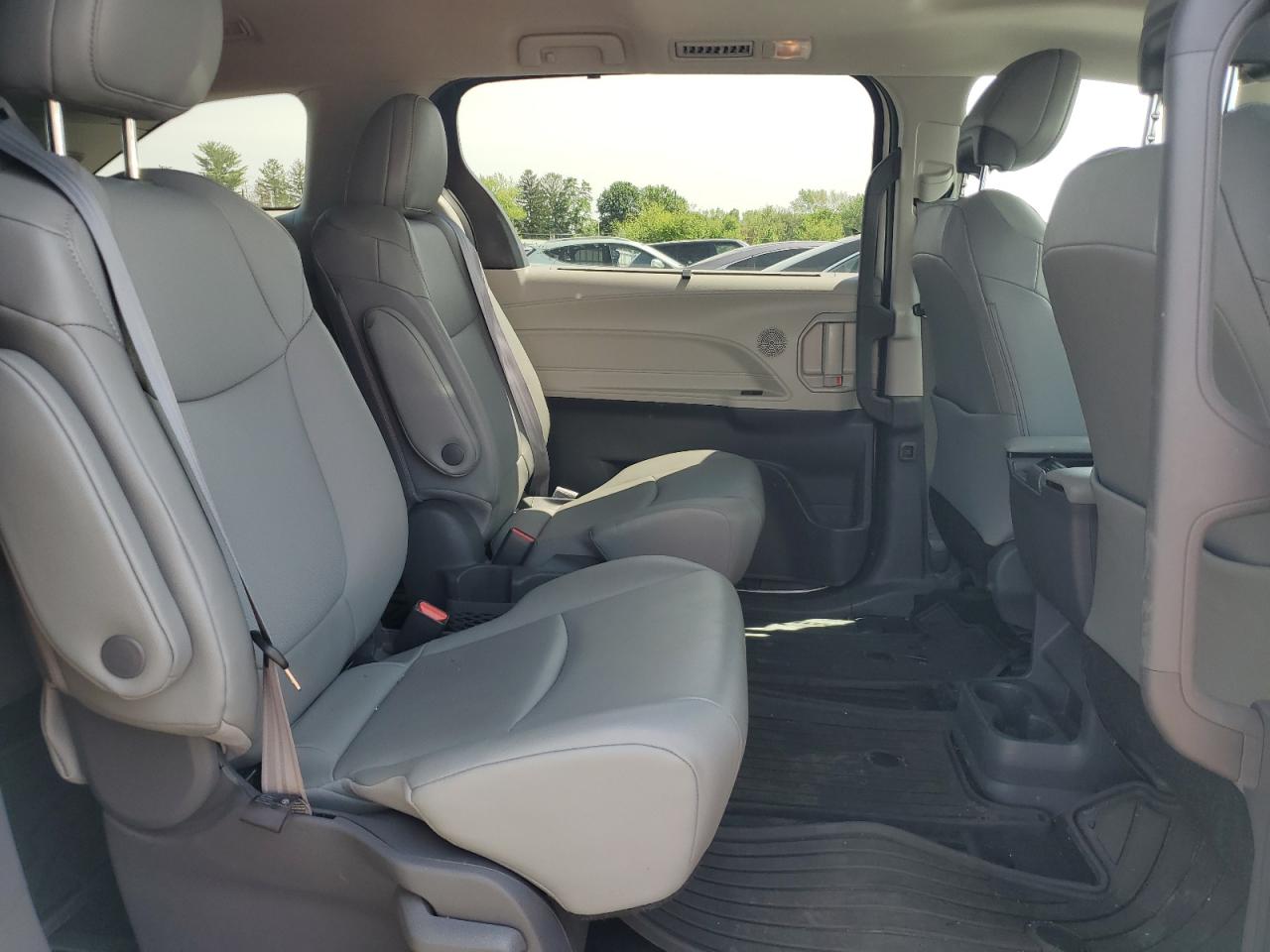 2021 Toyota Sienna Xle VIN: 5TDJRKEC9MS035373 Lot: 56538525