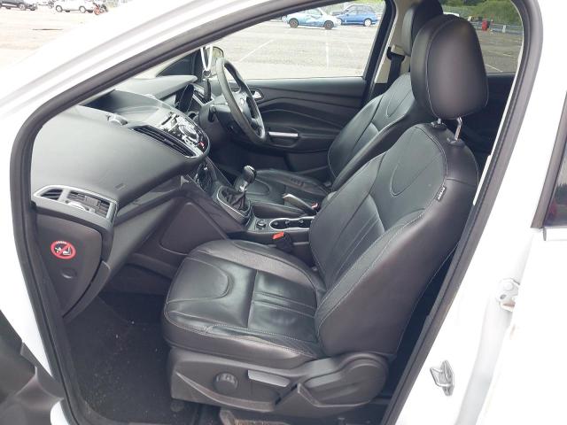 2015 FORD KUGA TITAN