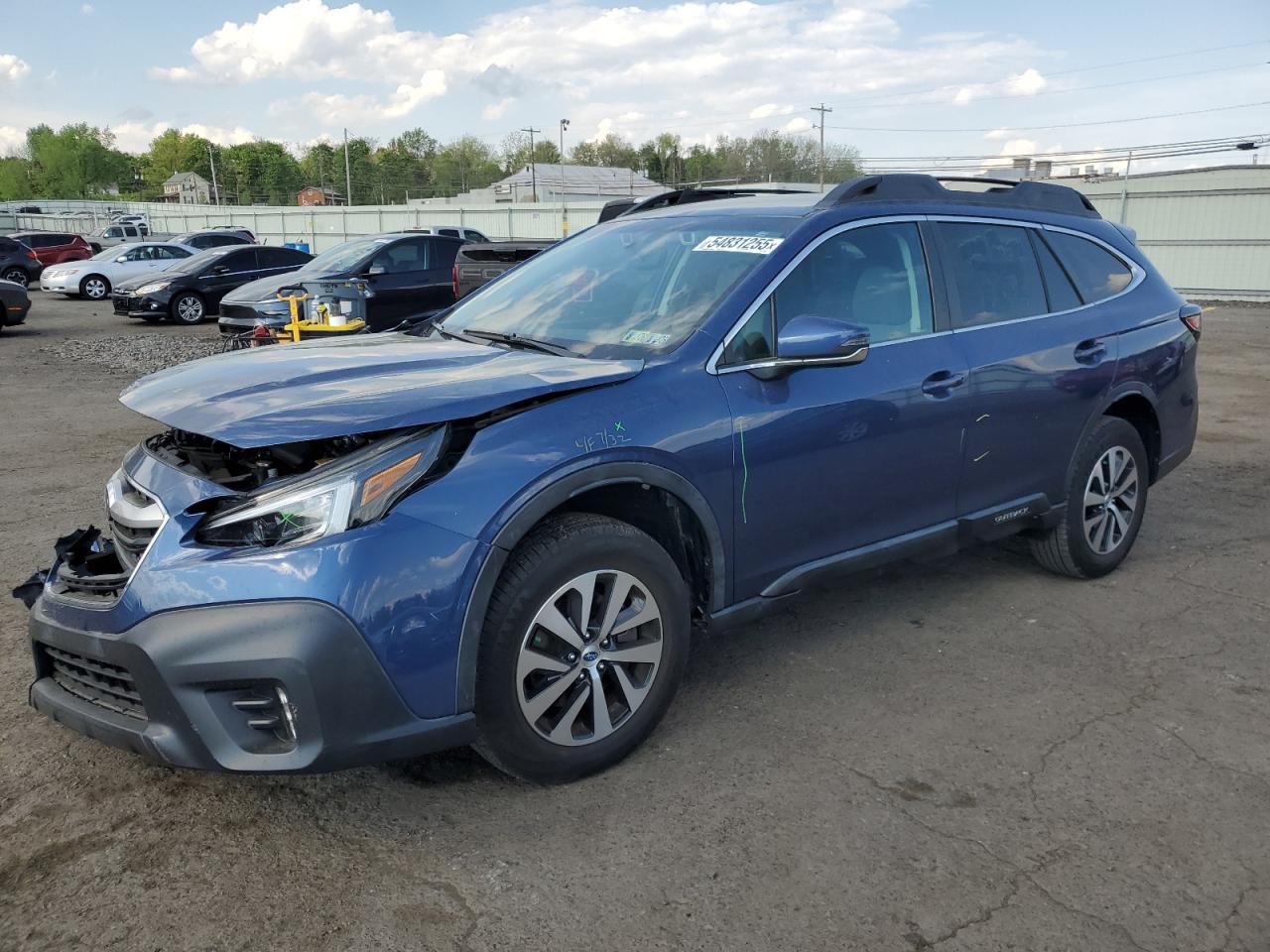 2020 Subaru Outback Premium for Sale in Pennsburg, PA - Front End