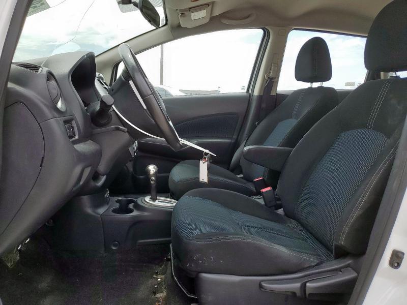  NISSAN VERSA 2017 Biały