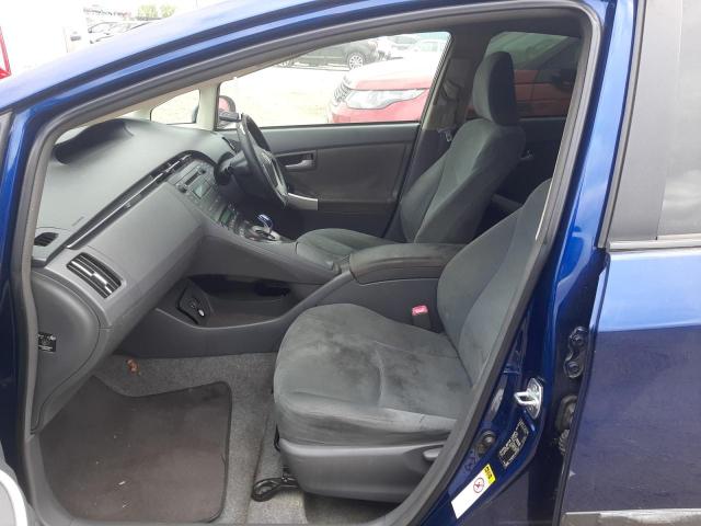 2011 TOYOTA PRIUS T4 V