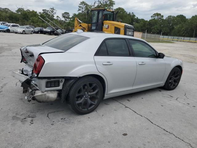  CHRYSLER 300 2022 Silver