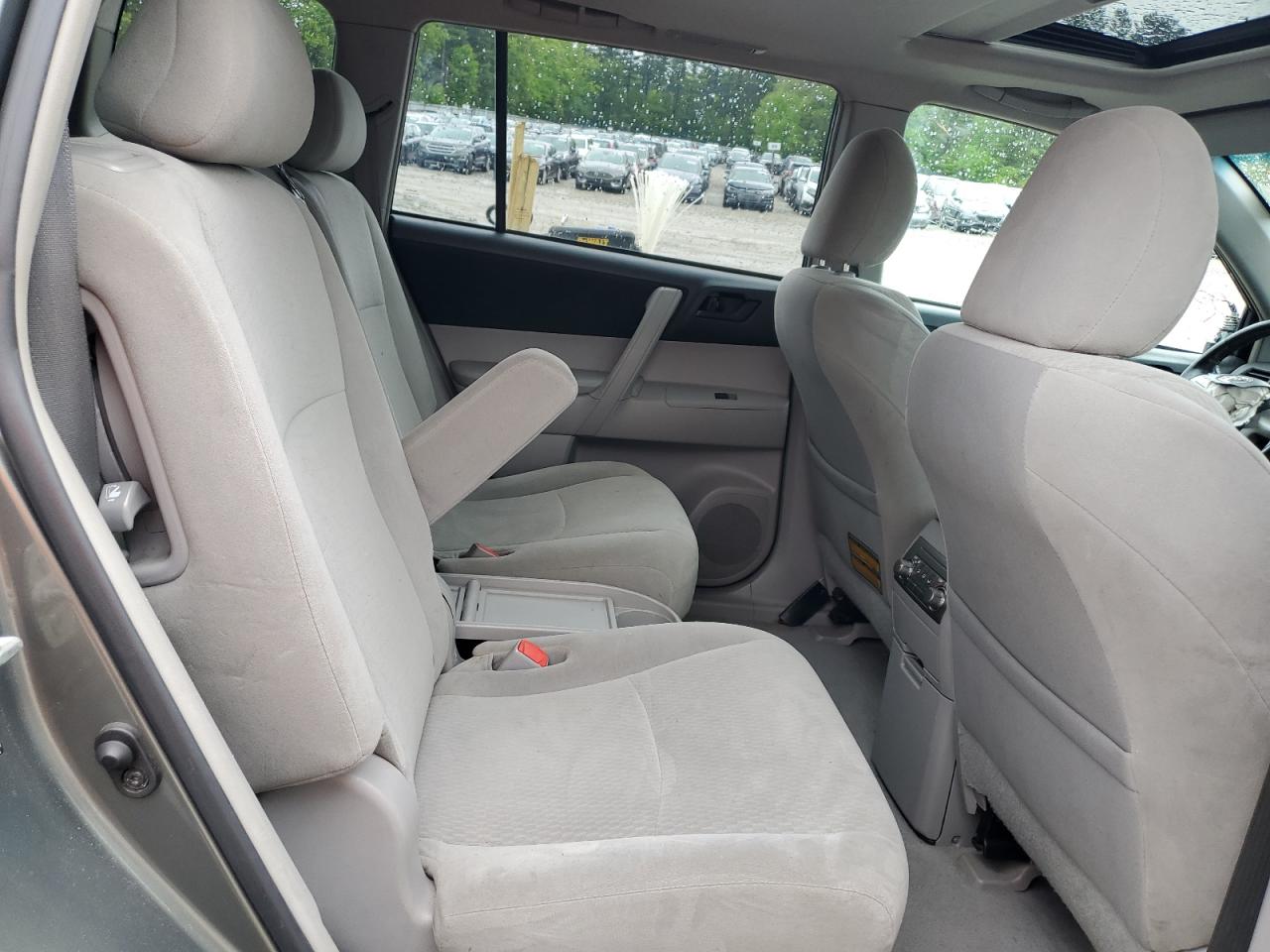2010 Toyota Highlander VIN: 5TDBK3EH3AS024231 Lot: 57180695