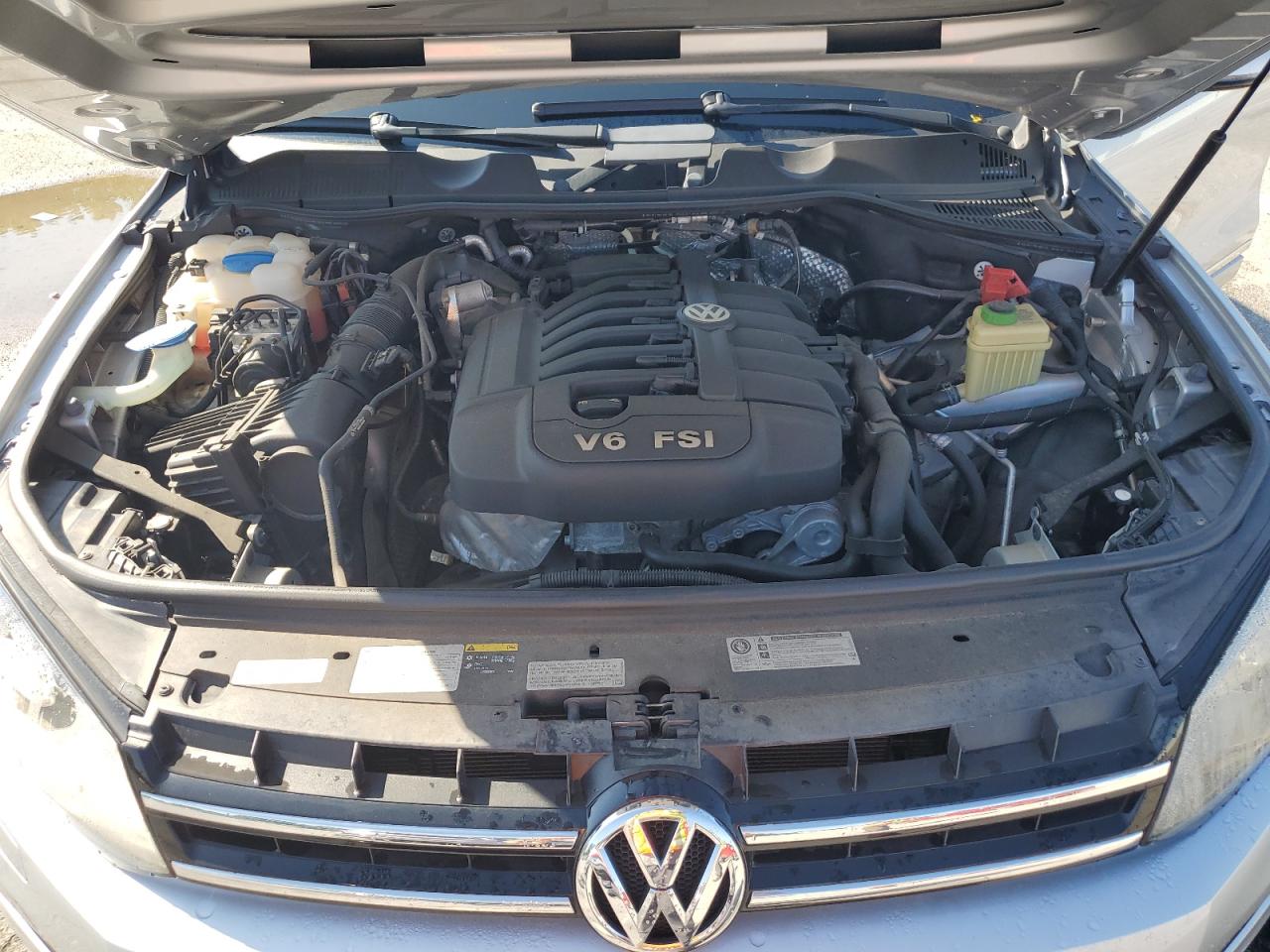 2014 Volkswagen Touareg V6 VIN: WVGEF9BP1ED012267 Lot: 58924055