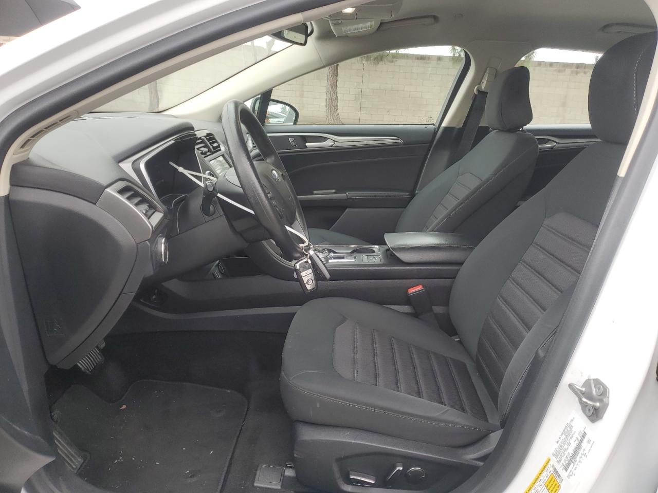2020 Ford Fusion Se VIN: 3FA6P0LU8LR177071 Lot: 54042675