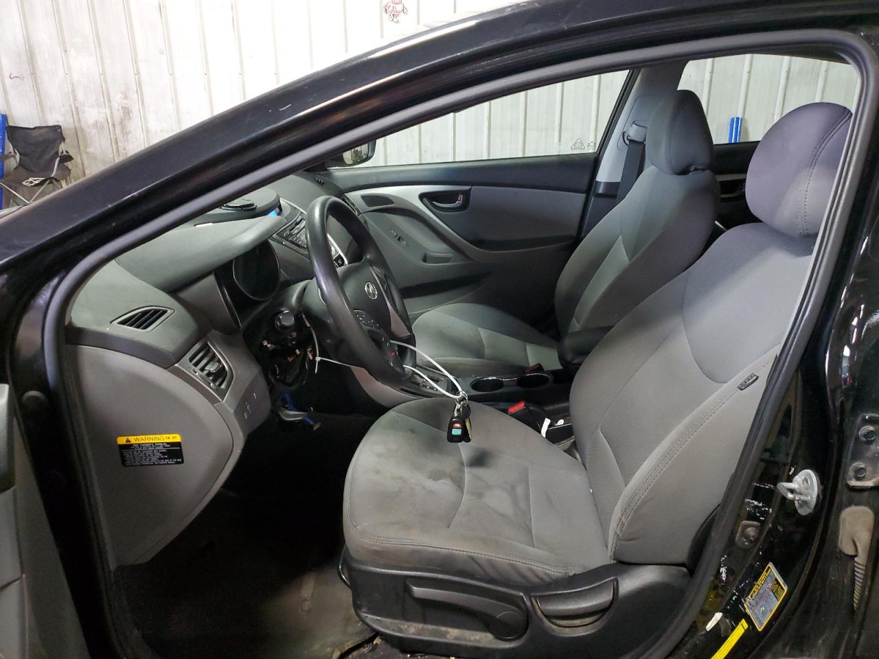 Hyundai Elantra gl 2013