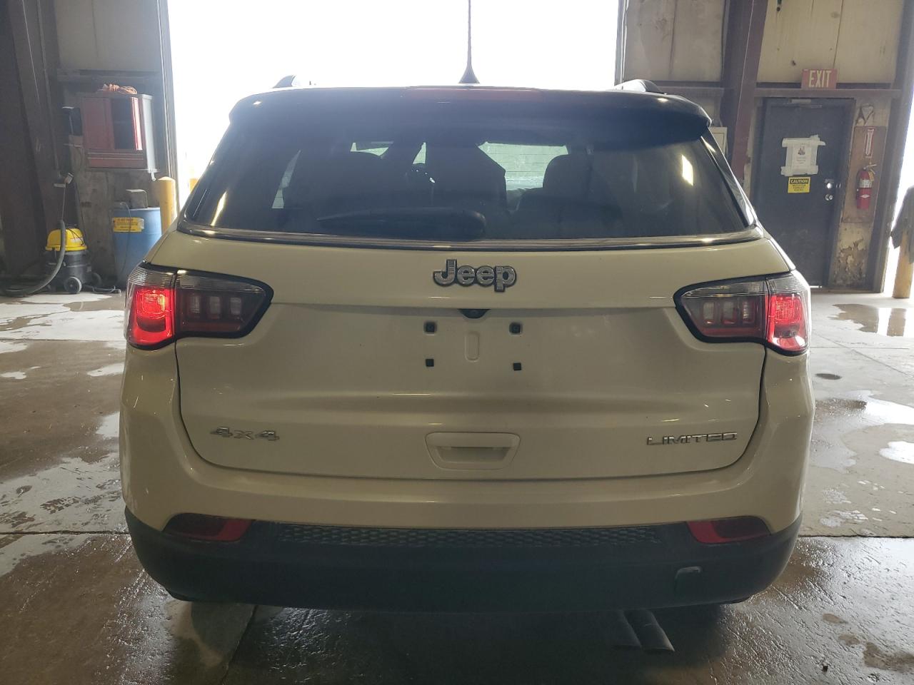 2018 Jeep Compass Limited VIN: 3C4NJDCB5JT373014 Lot: 57285935