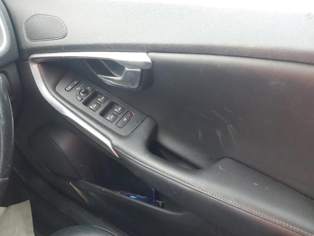 2014 VOLVO V40 CROSS