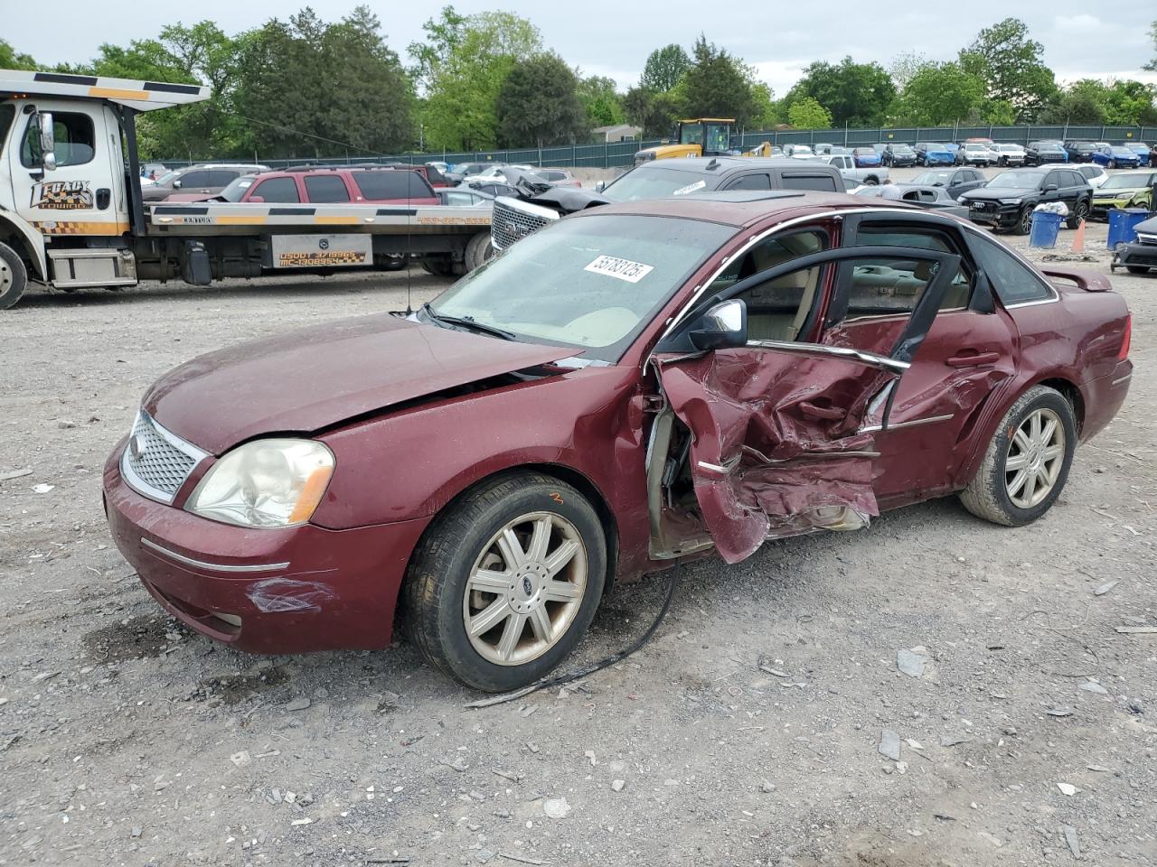 2005 Ford Five Hundred Limited for Sale in Madisonville, TN - Side