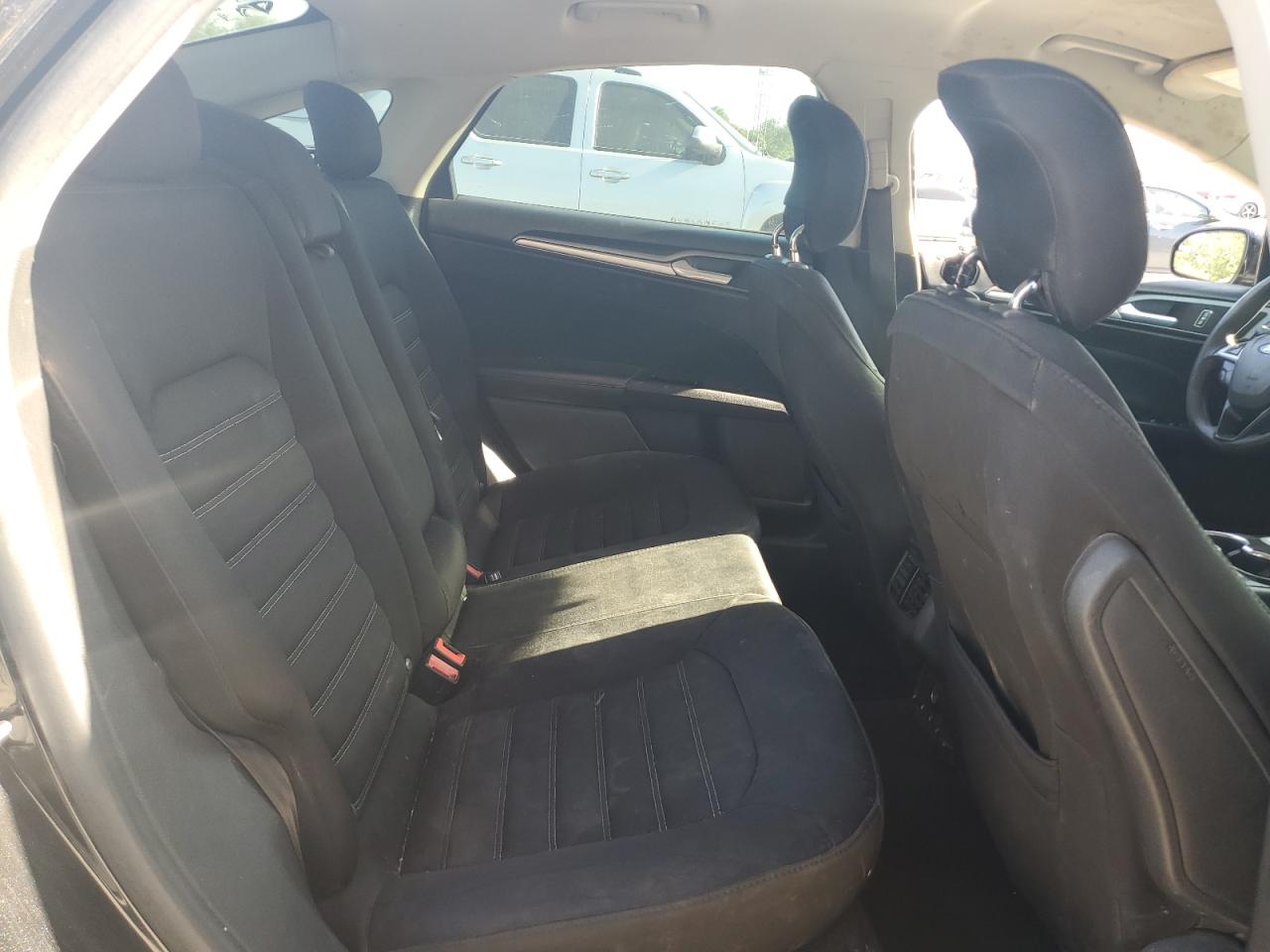 2014 Ford Fusion Se VIN: 3FA6P0HDXER219400 Lot: 56931035