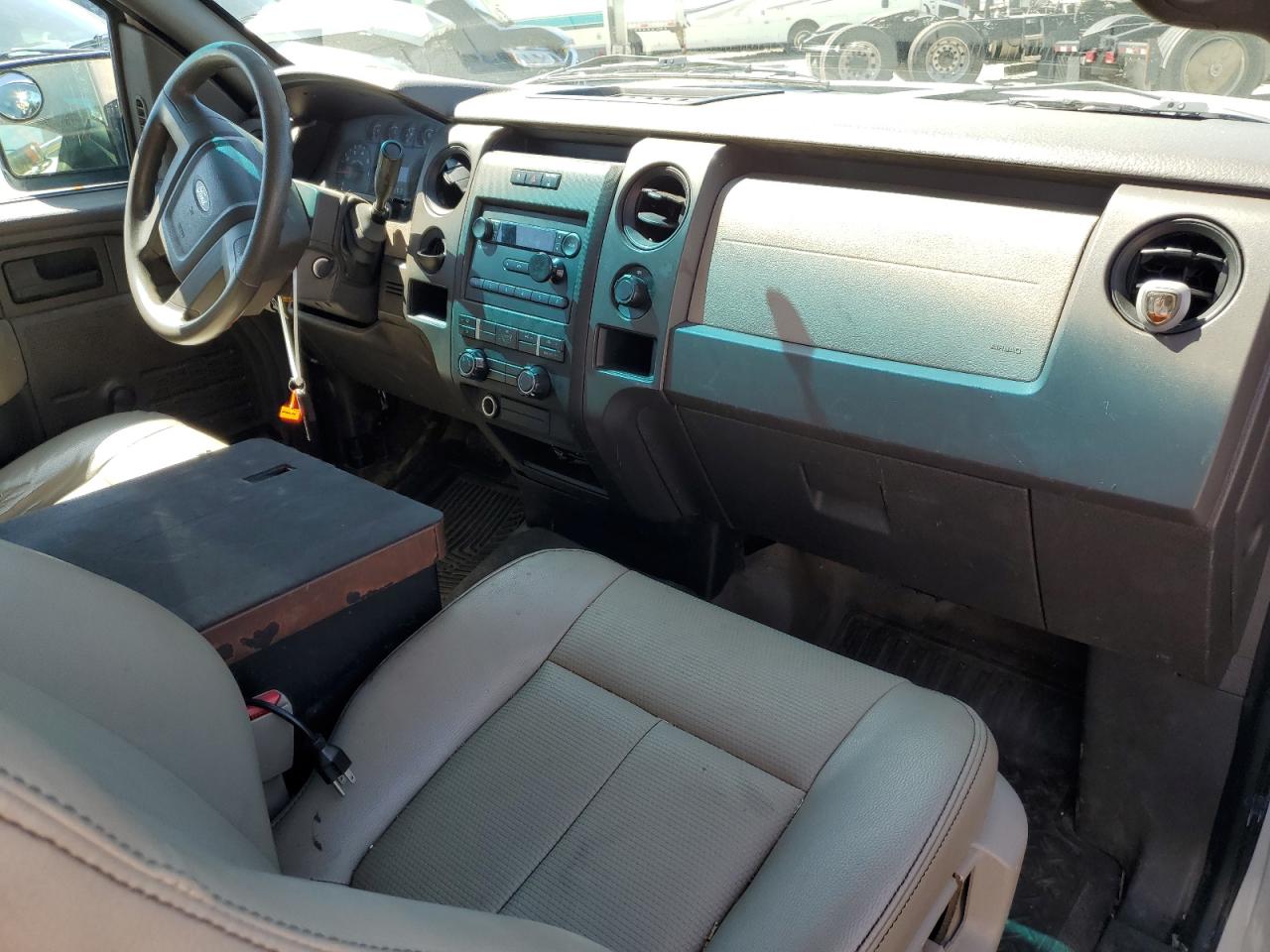 2010 Ford F150 VIN: 1FTMF1CWXAKA46446 Lot: 56354435