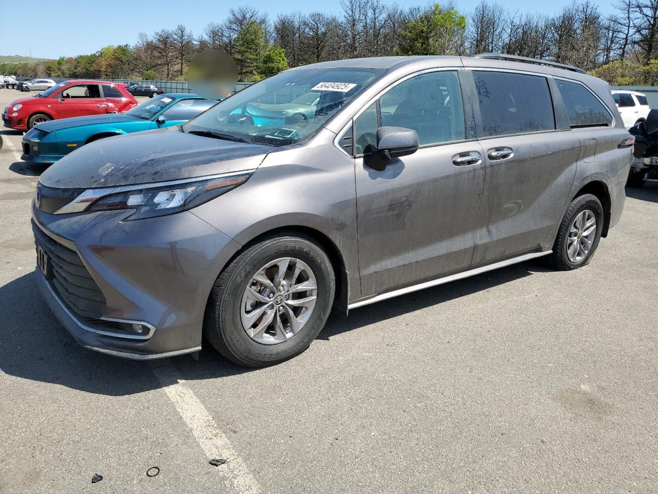 2024 Toyota Sienna Xle продається в Brookhaven, NY - Side