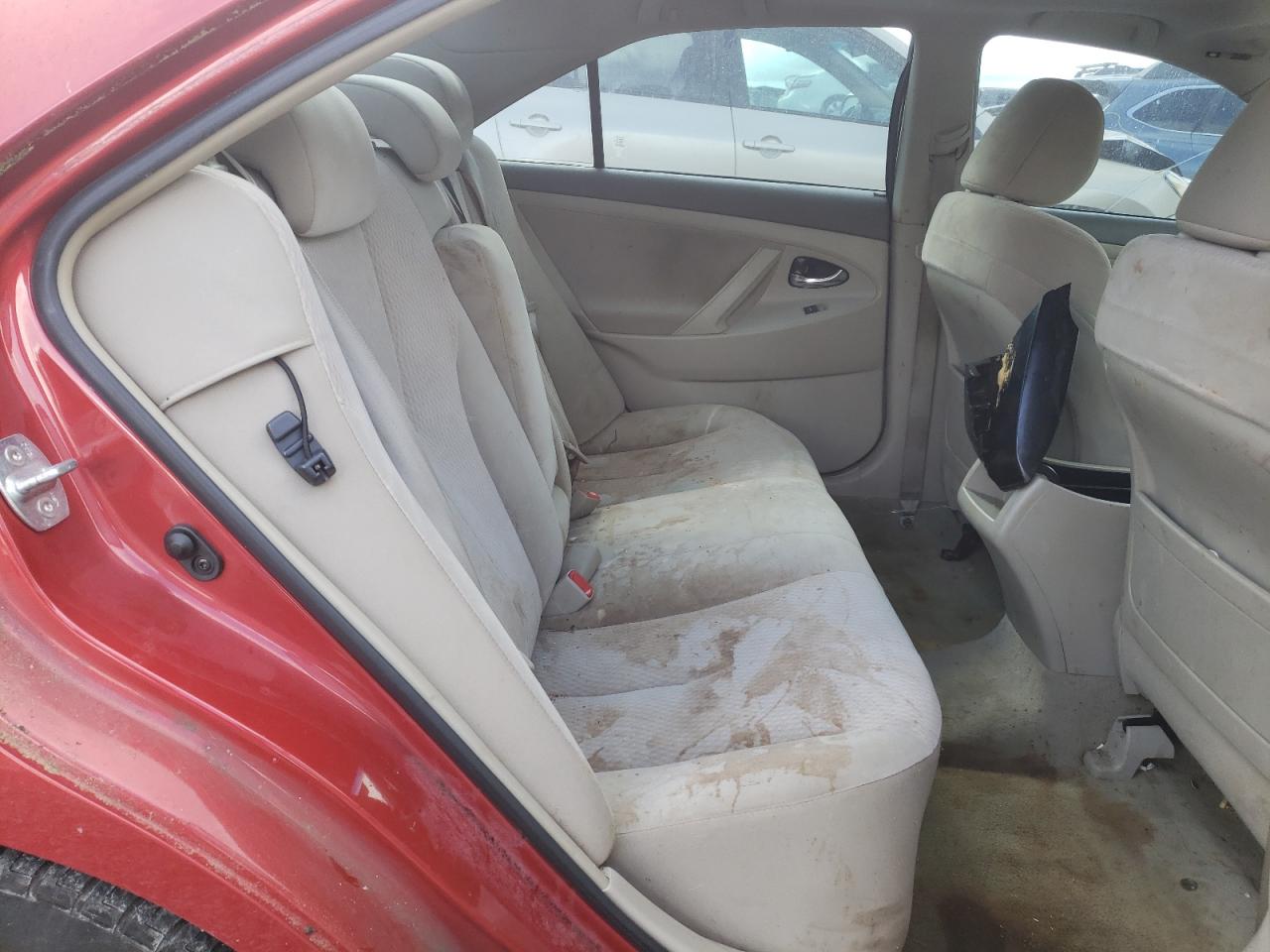 2011 Toyota Camry Base VIN: 4T1BF3EKXBU661299 Lot: 57136895